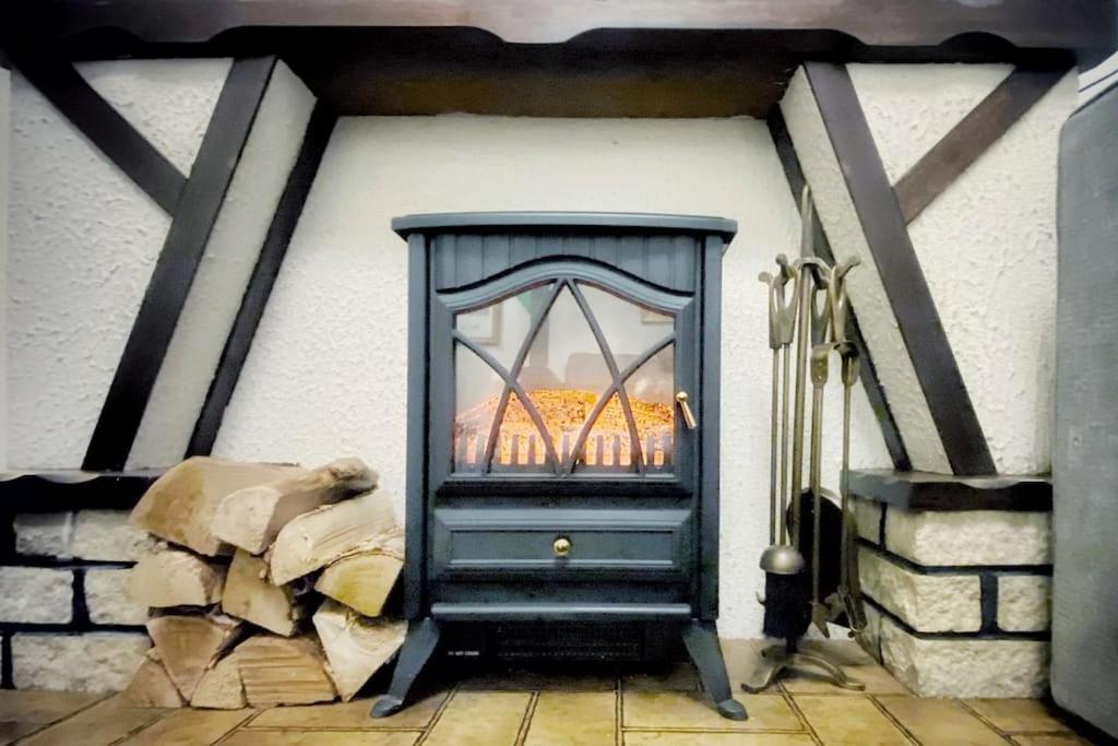 Urban Music Style Townhouse In Swansea City Center エクステリア 写真